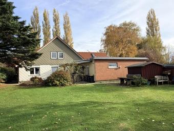 individuelles Wohnhaus mit unverbautem Fernblick Haus kaufen 31749 Auetal Bild mittel