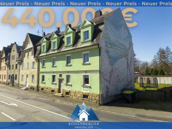 Kapitalanlage: Mehrfamilienhaus mit 15 Garagen neben geplanter Hochschule (Designstudio) in Selb. Haus kaufen 95100 Selb Bild mittel