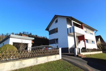 Kapitalanlage oder Eigennutzung?
Wohnhaus für zwei Familien in ländlicher Umgebung! Haus kaufen 96317 Kronach Bild mittel
