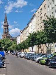 Klassisch schöne Altbauwohnung nahe Zionskirchplatz
Berlin-Mitte Wohnung kaufen 10119 Berlin Bild mittel