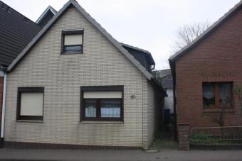 Kleines Einfamilienhaus Sanierungsbedürftig Haus kaufen 27624 Bad Bederkesa Bild mittel