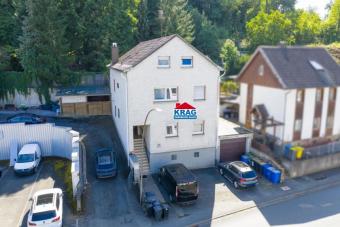++ KRAG Immobilien ++ Solides Anlageobjekt mit Garage und Teilkeller | vermietet | provisionsfrei Haus kaufen 35075 Gladenbach Bild mittel