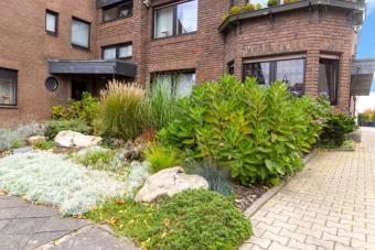 ++Kreativ und versteckt++Großzügiges Wohnparadies mit Bungalow-Charme und geheimem Gartenidyll! Wohnung kaufen 41068 Mönchengladbach Bild mittel