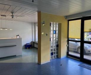Laden / Praxis direkt im Zentrum von Sternenfels (Physio, Arzt, Friseur, Barber) Gewerbe kaufen 75447 Sternenfels Bild mittel