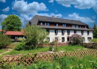 Landhaus-Hotel mit Nebenhaus & viel Grundstück Gewerbe kaufen 79862 Höchenschwand Bild mittel