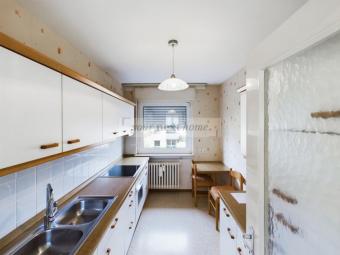 Lichtdurchflutete und gepflegte Etagenwohnung mit Südbalkon in St. Ingbert/Süd zu verkaufen. Wohnung kaufen 66386 St. Ingbert Bild mittel