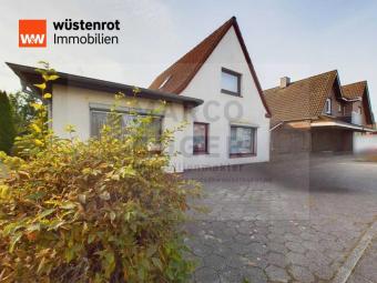 Liebling, ich habe einen Schnapp gemacht. 7 ZKB, 953 m² Grundstück. Sanierungsbedürftig Haus kaufen 26452 Sande (Landkreis Friesland) Bild mittel