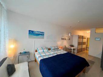 Luxuriöses Apartment, bis 2-Personen mit toller Infrastruktur und Gemeinschaftsterrassen Wohnung mieten 80809 München Bild mittel