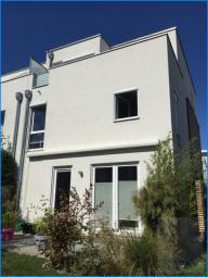 MAK Immobilien: Großzügiges und modernes Haus zur Miete (200qm/7 Zimmer) Haus 12205 Berlin Bild mittel