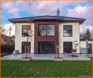 Massive Werte …noch für Ihre Kinder!
Clevere Lösung mit viel Platz für die Familie! Haus kaufen 13129 Berlin Bild mittel