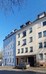Mehrfamilienhaus mit großem Erweiterungspotenzial und atemberaubendem Blick über Saarbrücken Haus kaufen 66117 Saarbrücken Bild mittel