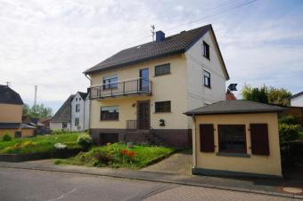 Meudt, solides Wohnhaus mit zusätzlichem Bauplatz *VIRTUELLE 360° BESICHTIGUNG AUF ANFRAGE* Haus kaufen 56414 Meudt Bild mittel
