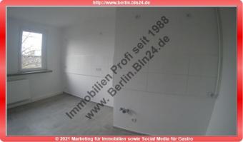 Mietwohnung - 2 Bäder -- 3 Zimmer Dachgeschoß Bezug nach Vollsanierung Wohnung mieten 06108 Halle (Saale) Bild mittel