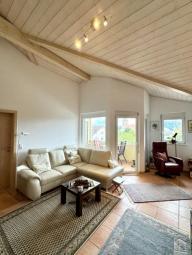 Moderne Eleganz trifft auf zentrale Lage - Ihre 2,5-Zimmer-Wohnung mit Stellplatz als Kapitalanlage in Waldshut-Tiengen Wohnung kaufen 79761 Waldshut-Tiengen Bild mittel