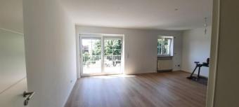Moderne großzügige perfekt nach Süden ausgerichtete Helle Eigentumswohnung komplett neu renoviert mit neuer Nolte Einbauküche Wohnung kaufen 85055 Ingolstadt Bild mittel