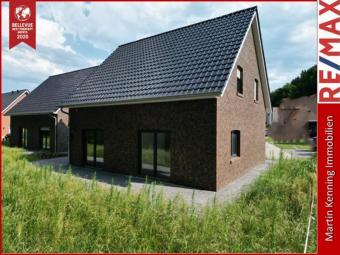 * Moderner Neubau * Elektrische Rollladen * Fußbodenheizung, keine Heizkörper * Erstbezug * Haus kaufen 26903 Surwold Bild mittel