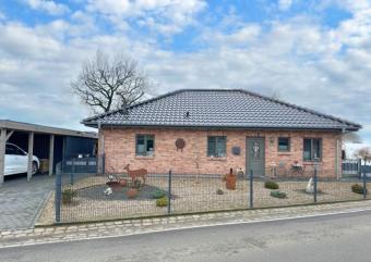 Moderner Walmdach-Bungalow in Eidernähe in Dörpling zu verkaufen Haus kaufen 25794 Dörpling Bild mittel