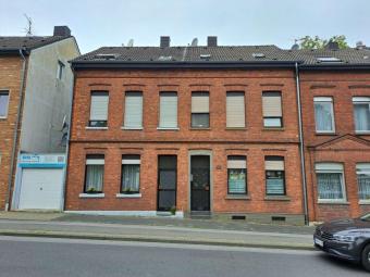 Modernes Reiheneinfamilienhaus in zentraler Lage von Viersen – ideal für die Großfamilie Haus kaufen 41747 Viersen Bild mittel