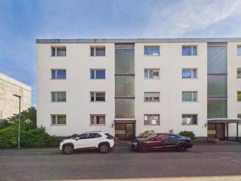 Modernisierte 4-Zimmer-Eigentumswohnung mit 104 m² Wohnfläche, Keller und Garage! Wohnung kaufen 66386 St. Ingbert Bild mittel