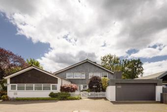 Modernisiertes Wohnhaus mit zusätzlicher Gewerbeeinheit + Top-Energiepaket (WP + PV + Speicher) Haus kaufen 52159 Roetgen Bild mittel