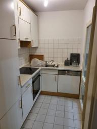 Möblierte 2-Zimmer mit Einbauküche, Laminat und Wannenbad in guter Lage Wohnung mieten 09126 Chemnitz Bild mittel
