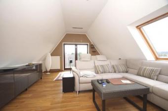 Montabaur, Dachgeschosswohnung auf der Alberthöhe *VIRTUELLE 360° BESICHTIGUNG AUF ANFRAGE* Wohnung mieten 56410 Montabaur Bild mittel