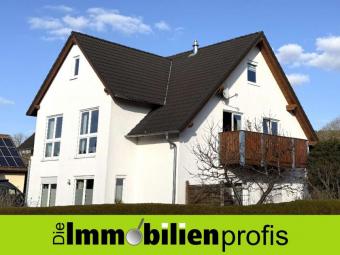 Naila: Großzügige Eigentumswohnung mit Balkon und Garage Wohnung kaufen 95119 Naila Bild mittel