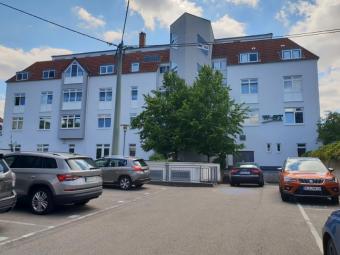 Nette kleine Büro-/Praxisfläche im Zentrum von Merzig - Parkplätze vor dem Gebäude Gewerbe mieten 66663 Merzig Bild mittel