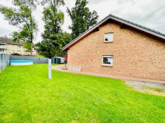 NEUENRADE: BUNGALOW HAUS mit ebenerdigem Grundstück in einer Sackgasse! Haus kaufen 58809 Neuenrade Bild mittel