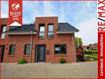 * Neuwertige DHH am Kanal * Haus kaufen 26871 Papenburg Bild mittel
