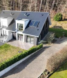 Neuwertige Doppelhaushälfte (Bj. 2021) in Sackgassenlage am Waldrand Haus kaufen 49479 Ibbenbüren Bild mittel