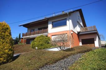 Niederelbert, solides Wohnhaus mit herrlichem Blick in beliebter Lage *VIRTUELLE 360° BESICHTIGUNG AUF ANFRAGE* Haus kaufen 56412 Niederelbert Bild mittel