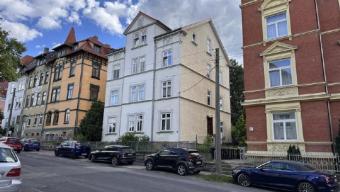 Oben wohnen. Zentral leben. Dachgeschosswohnung in Gotha. Wohnung mieten 99867 Gotha Bild mittel