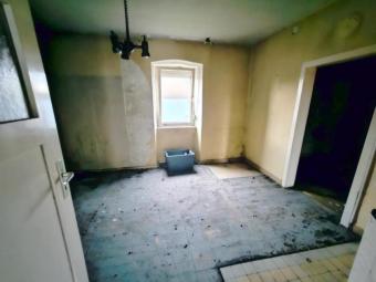 ObjNr:19638 - Freistehendes Einfamilienhaus im Dornröschenschlaf Haus kaufen 67731 Otterbach Bild mittel