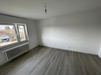 ObjNr:B-19539 - Helle 4- Zimmer ETW mit Balkon in Stetten am kalten Markt Wohnung kaufen 72510 Stetten am kalten Markt Bild mittel