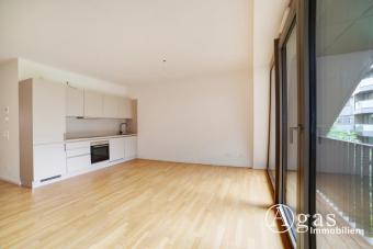 Perfekt geschnittene 3 Zimmer Wohnung mit ca. 87m², EBK und Balkon ins Grüne direkt in Mitte! Wohnung mieten 10117 Berlin Bild mittel