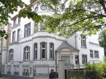 Prachtvolle 4-Zimmer-Wohnung, Schweriner Schlossgarten Wohnung mieten 19053 Schwerin Bild mittel