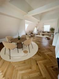 Prinzenhöhe - exklusive DG-Wohnung im Schloss inmitten einer eigenen Parkanlage Wohnung mieten 47057 Duisburg Bild mittel