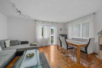 PROVISIONSFREI - Charmantes Einfamilienhaus mit 2 Garagen am Waldrand Haus kaufen 78532 Tuttlingen Bild mittel