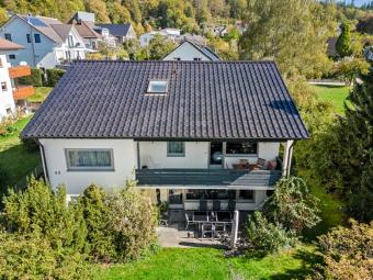 PROVISIONSFREI – Großzügiges 1-2-Familienhaus mit Charme und Privatsphäre – Top-Lage! Haus kaufen 78532 Tuttlingen Bild mittel