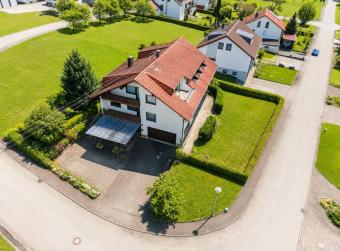 PROVISIONSFREI - Platz für die ganze Familie und mehr - großes Haus mit 2 Wohnungen, Garten & Garage Haus kaufen 88605 Sauldorf Bild mittel