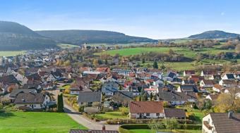 PROVISIONSFREI - "Da kann man was draus machen" - Großes Haus in Ortsrandlage Haus kaufen 78606 Seitingen-Oberflacht Bild mittel