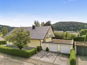 PROVISIONSFREI- Viel Platz zum Wohlfühlen – Gepflegtes Einfamilienhaus mit Wintergarten Haus kaufen 78570 Mühlheim an der Donau Bild mittel