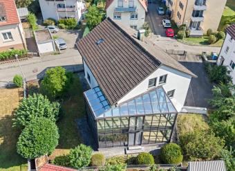 PROVISIONSFREI- Wohnimmobilie mit Zukunft: Drei Einheiten in attraktiver Lage Haus kaufen 78532 Tuttlingen Bild mittel