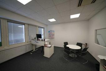Ratingen-West: Erfolgreich arbeiten in aufteilbarer Büroetage Gewerbe mieten 40880 Ratingen Bild mittel