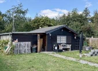 Raus aus dem Alltag - rein ins Gartenglück am Zweigkanal Haus kaufen 30926 Seelze Bild mittel