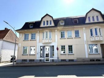 Repräsentative Bürofläche in gut frequentierter Lage in Barntrup - ideal für Büro, Kanzlei oder Dienstleistung Gewerbe mieten 32683 Barntrup Bild mittel