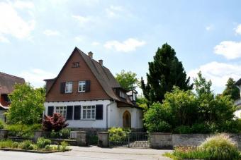 **RESERVIERT** Ein Haus mit Geschichte - stilvolles Einfamilienhaus in tipp-topp Zustand Haus kaufen 64807 Dieburg Bild mittel