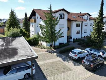 Ruhig gelegene 3-Zimmer-Wohnung mit durchdachtem Grundriss, Balkon, Carport und Autostellplatz Wohnung kaufen 72116 Mössingen Bild mittel