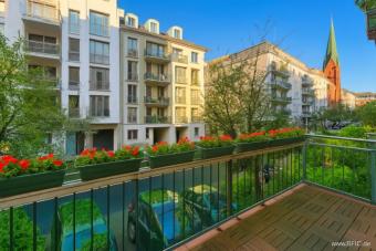 sanierte bezugsfreie Altbauwohnung mit Balkon in Mitte Wohnung kaufen 10115 Berlin Bild mittel